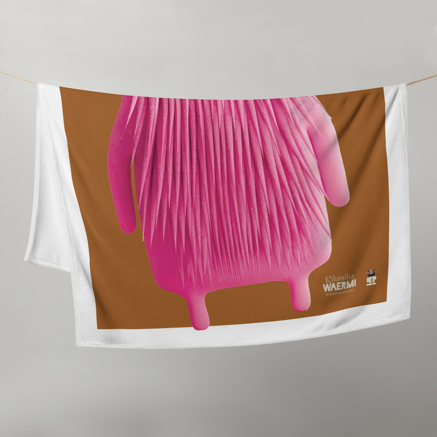 KIKØNIKA — Wärmeflaschen-Ultra. Kuscheldecke (Rich Gold)